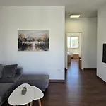 Perla Apartment *