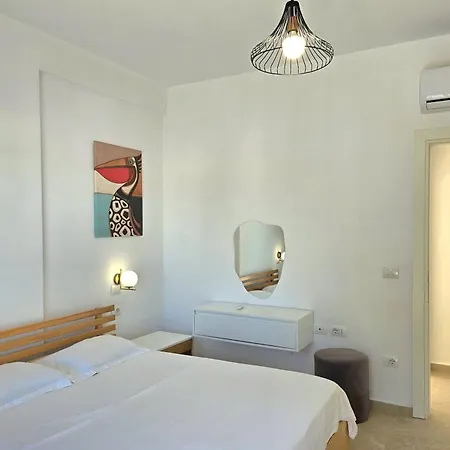 Perla Апартаменты Plazhi San Pietro